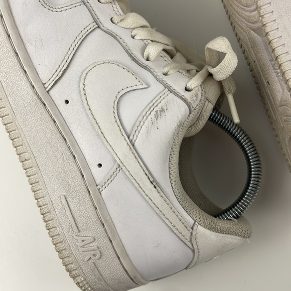 Nike | Air Force 1 '07 Low Top Perforated White Platform Sneaker Sz 7 dd8959-100 - Picture 13 of 15